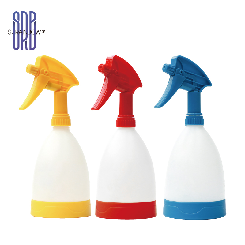 Misting Bottle Fine - 漏れ防止プラスチックスプレーボトル、空の、トリガーハンドル、調整可能、ストリーム出力の細かい、詰め替え可能、頑丈なスプレー、500ml